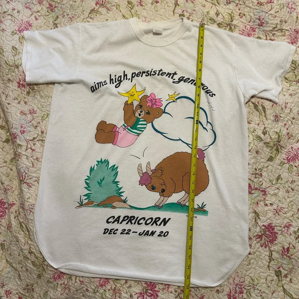 Vintage 80s Single Stitch Capricorn Zodiac Graphic Tee Signed Sharelle - Picture 9 of 10
